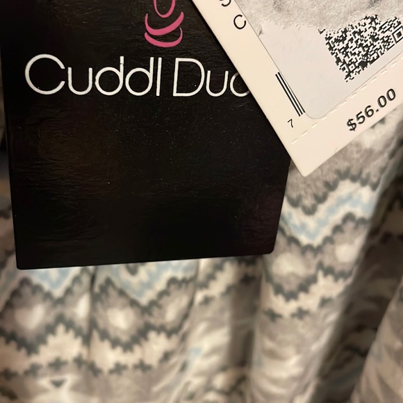 Cuddl Duds pajama set - Picture 7 of 7